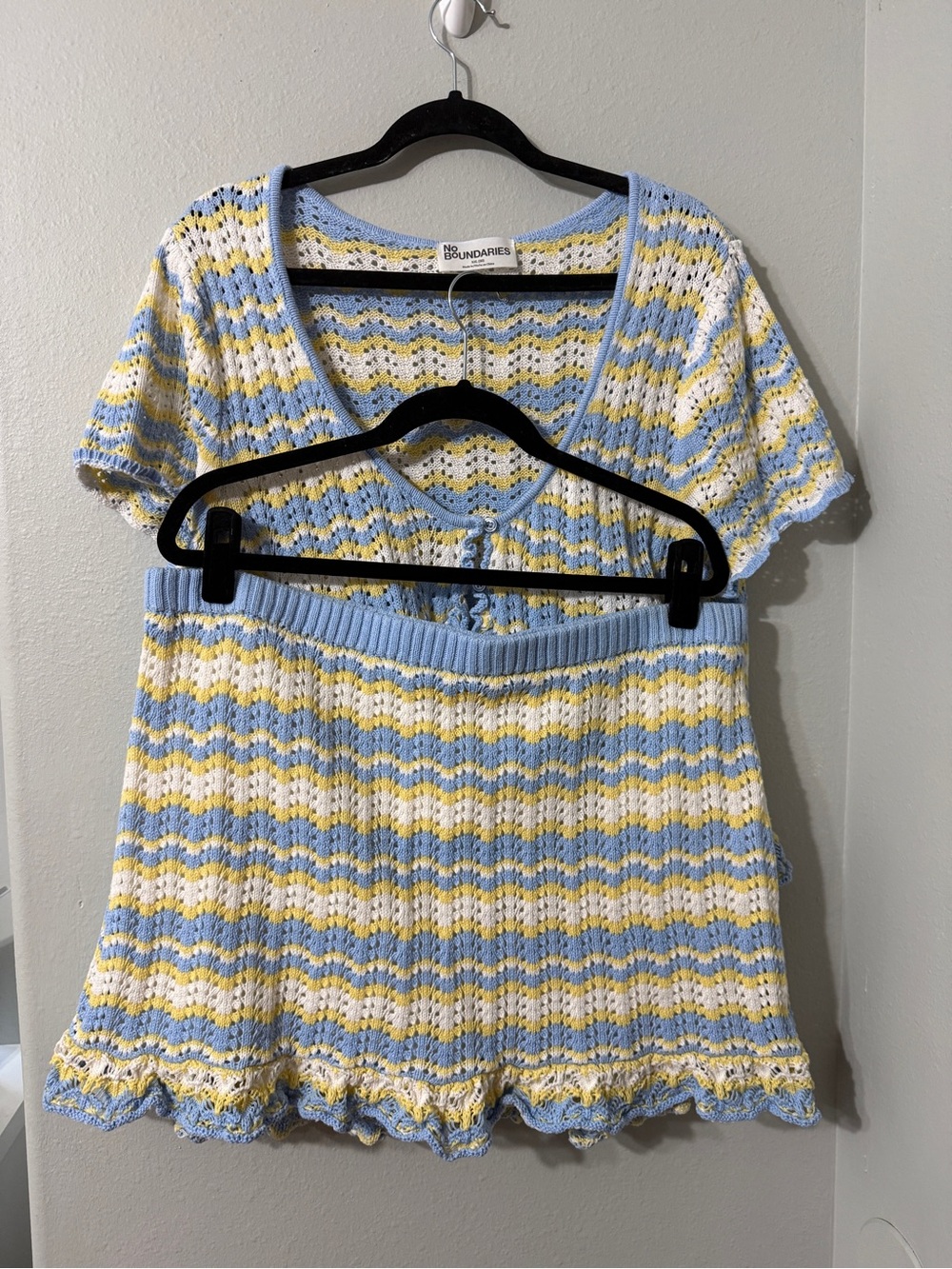 No Boundaries Cute Blue Yellow & White Knit Crochet Two Piece Set Skort Top XXL
